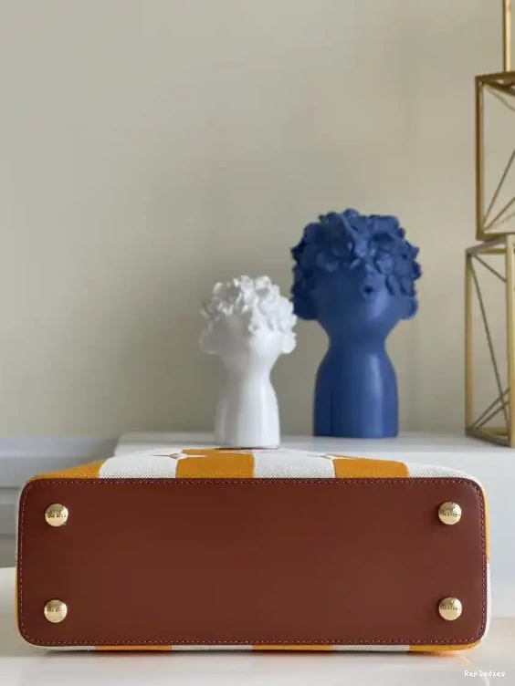 Repzbay VUITTON CAPUCINES LOUIS MM 0605